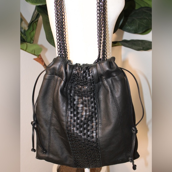 LINEA PELLE XL Black Woven Leather Bucket Bag Drawstring Gunmetal Chain Strap - Picture 5 of 15